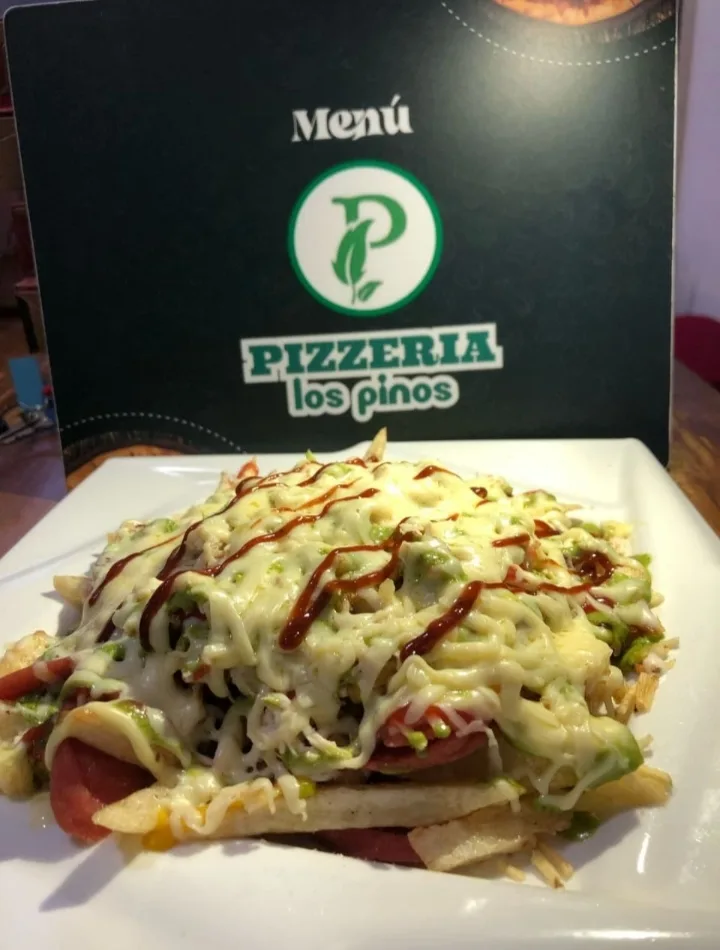Salchipapas sencilla pequeña